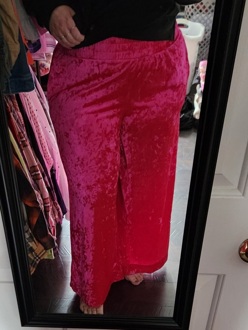 Wide leg velvet pants